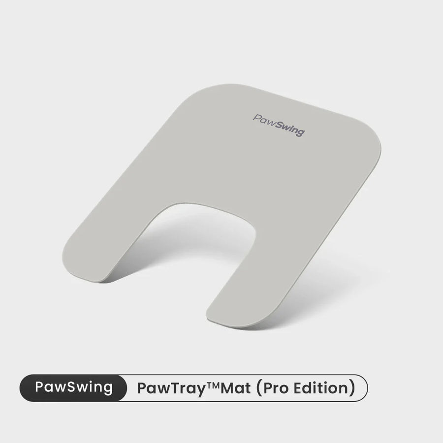 Studioaufnahme der passgenauen PawSwing® Katzenmatte für das Pro Edition Pflegehaus